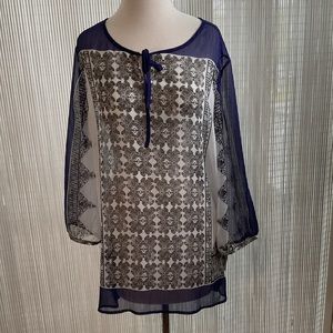 Chico’s Top Shear Size XL